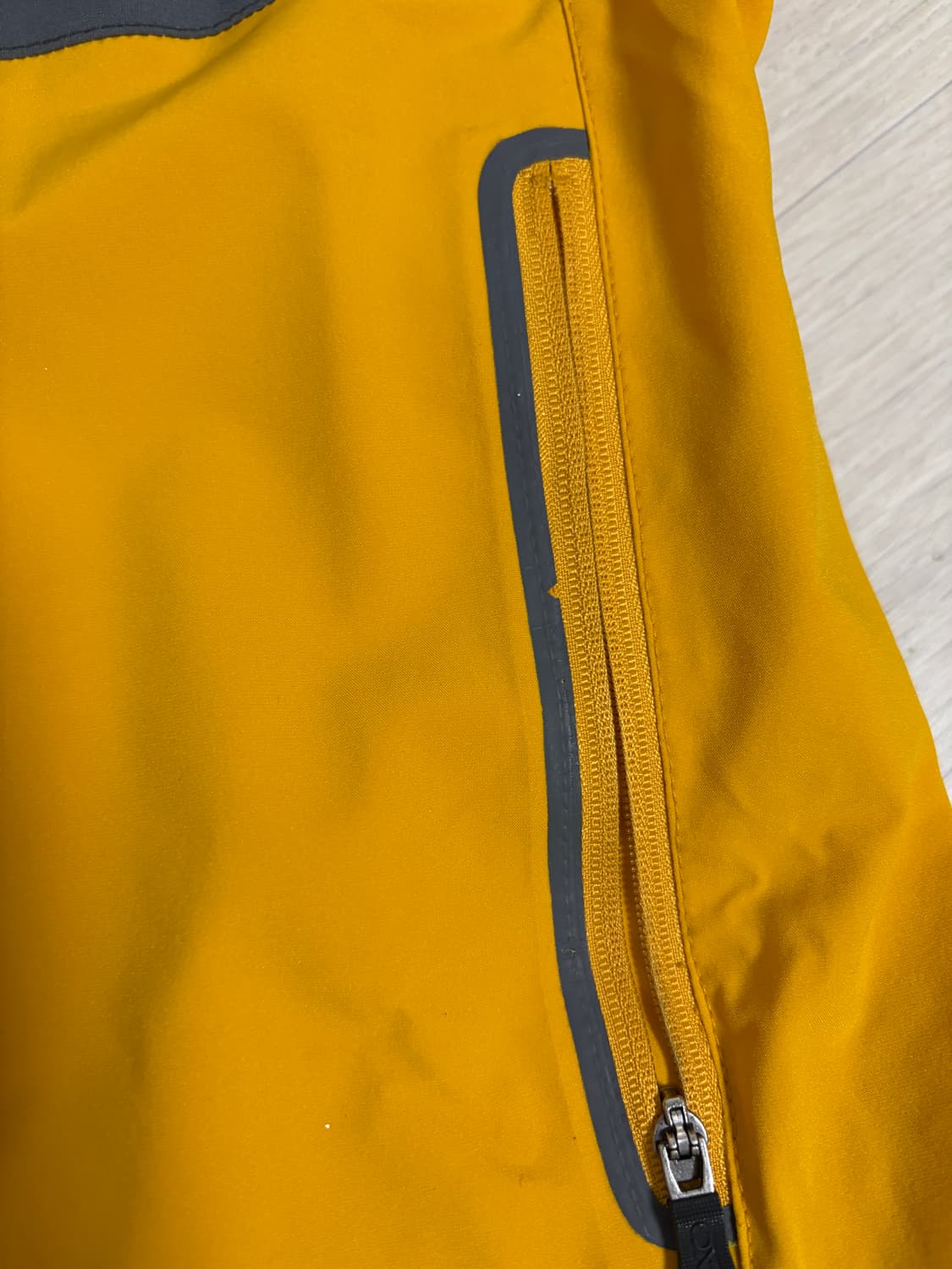 디스커버리 바람막이 상품이미지8