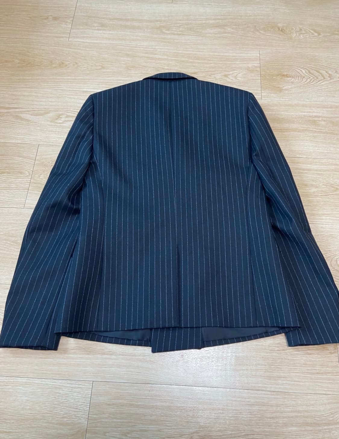 48 생로랑 FW19 핀스트라이프 블레이저 자켓 상품이미지5