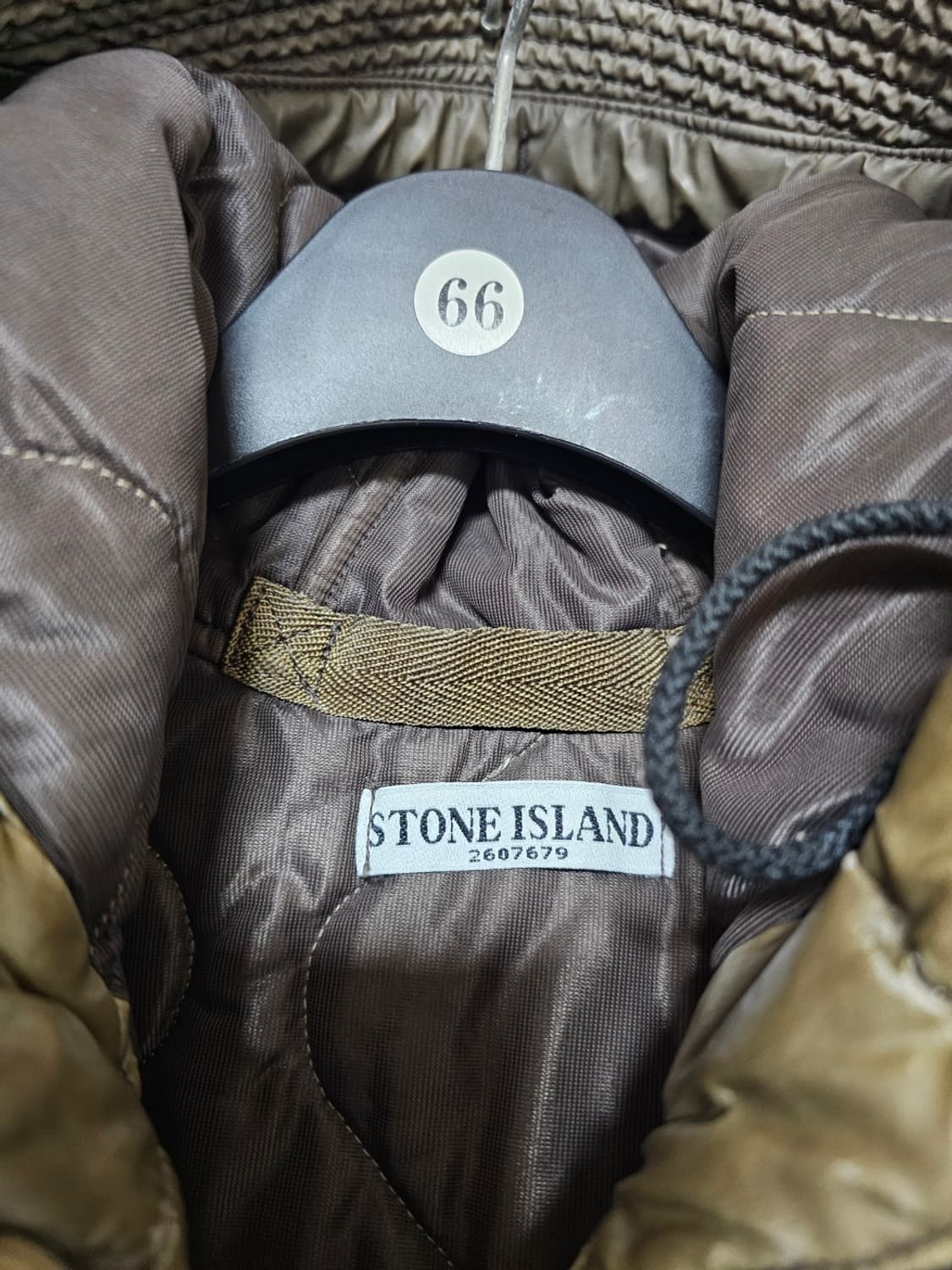 스톤아일랜드무솔라고마타후드자켓 상품이미지2