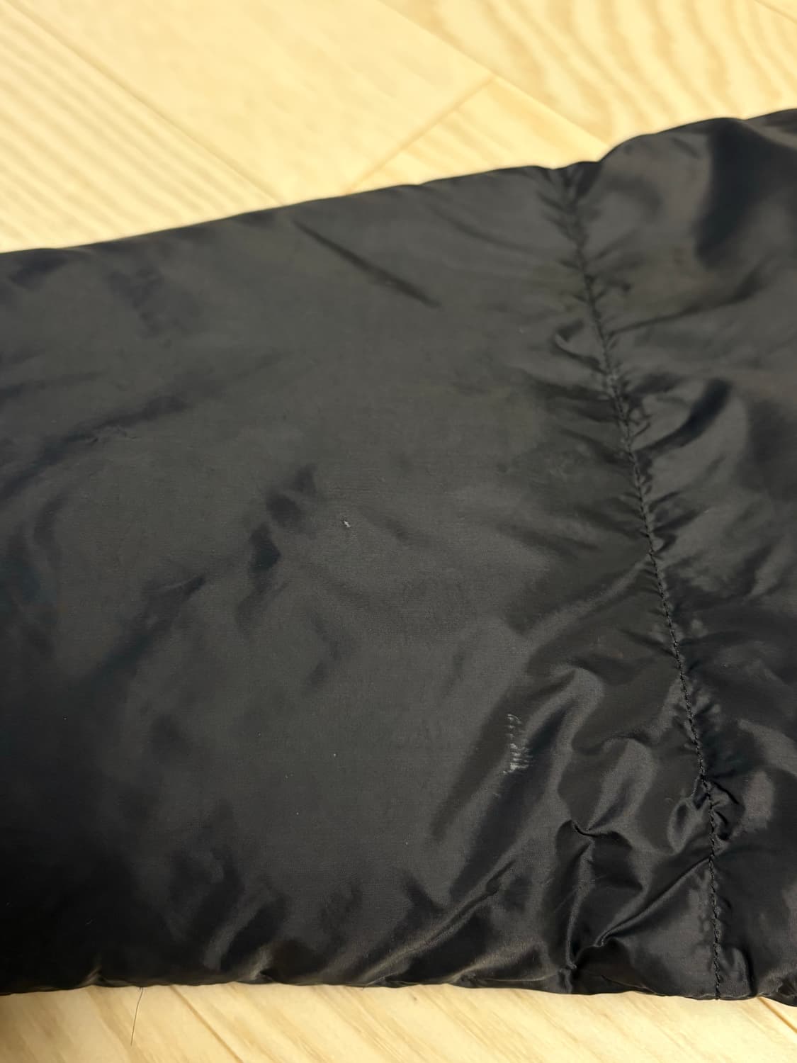 유니클로 울트라라이트 다운 블랙 L(100) 상품이미지3