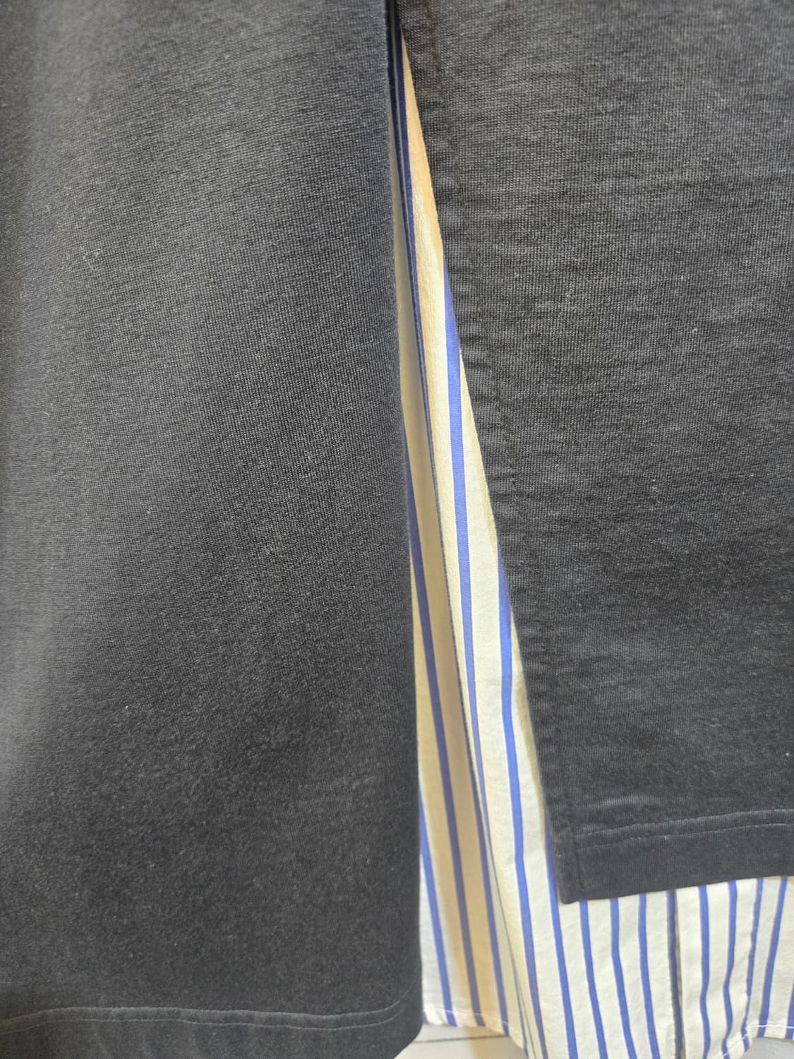 솔리드옴므 레이어드 반팔 티셔츠 블랙 상품이미지3