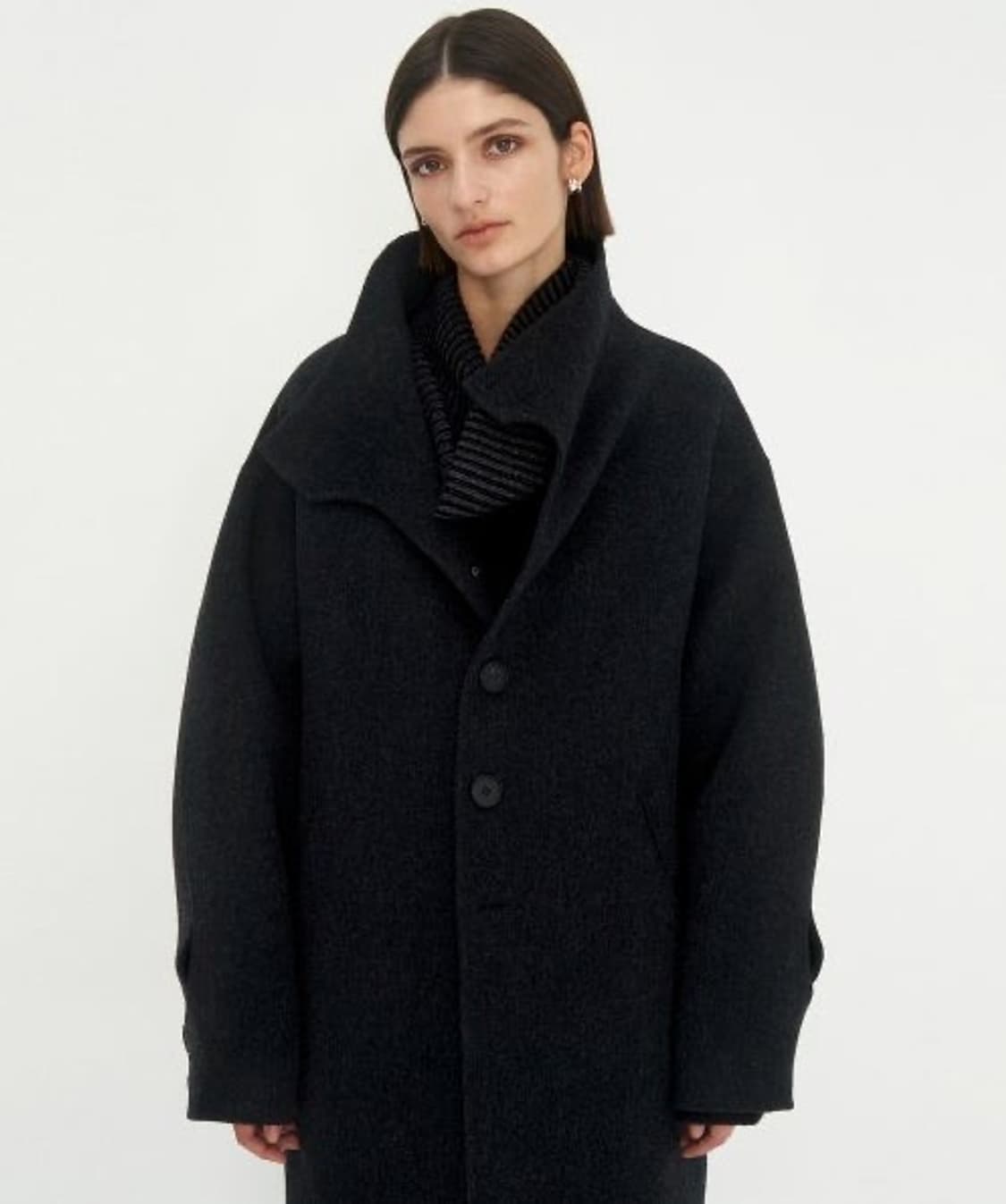 트리밍버드 하이넥 하프코트 상품이미지1