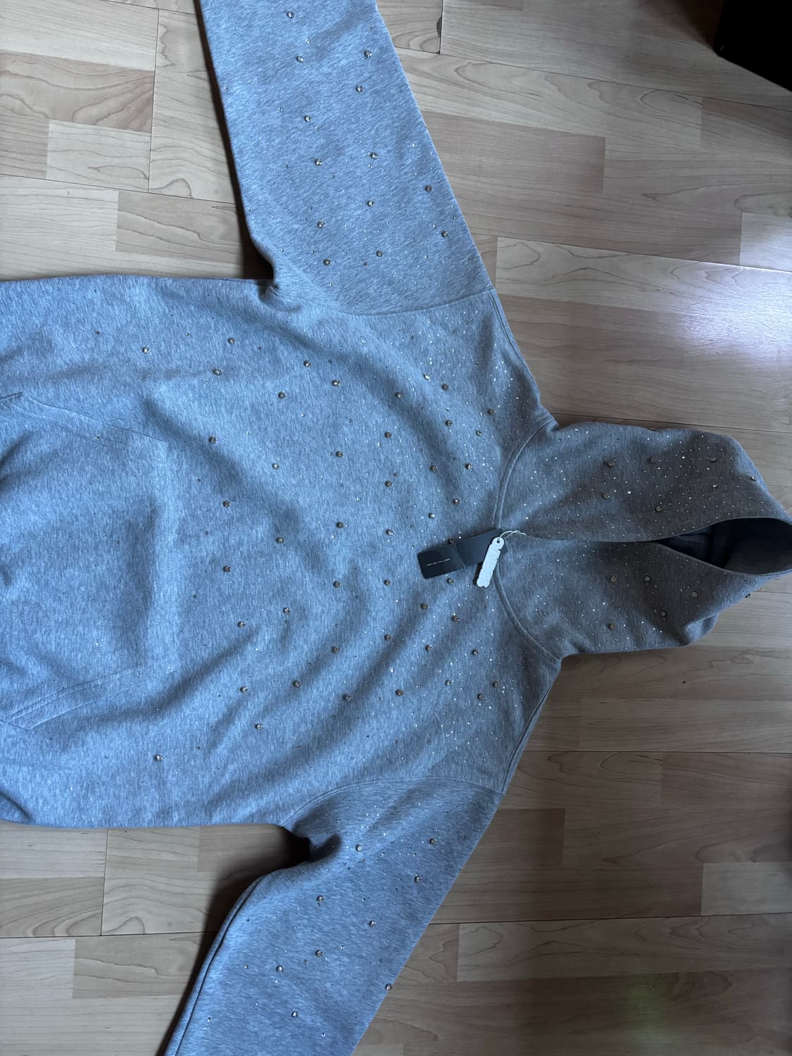 VYBES 라인스톤 갤럭시 후드티 그레이 새상품 상품이미지2