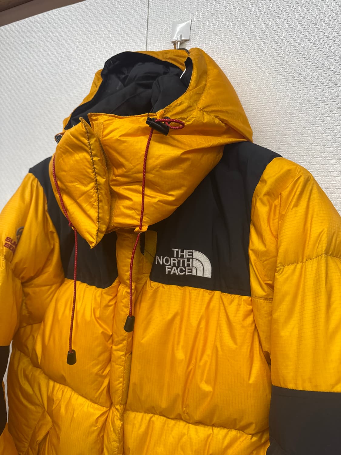 노스페이스700 로고 구스다운 후드패딩 95(M~L) 남여공용 상품이미지2