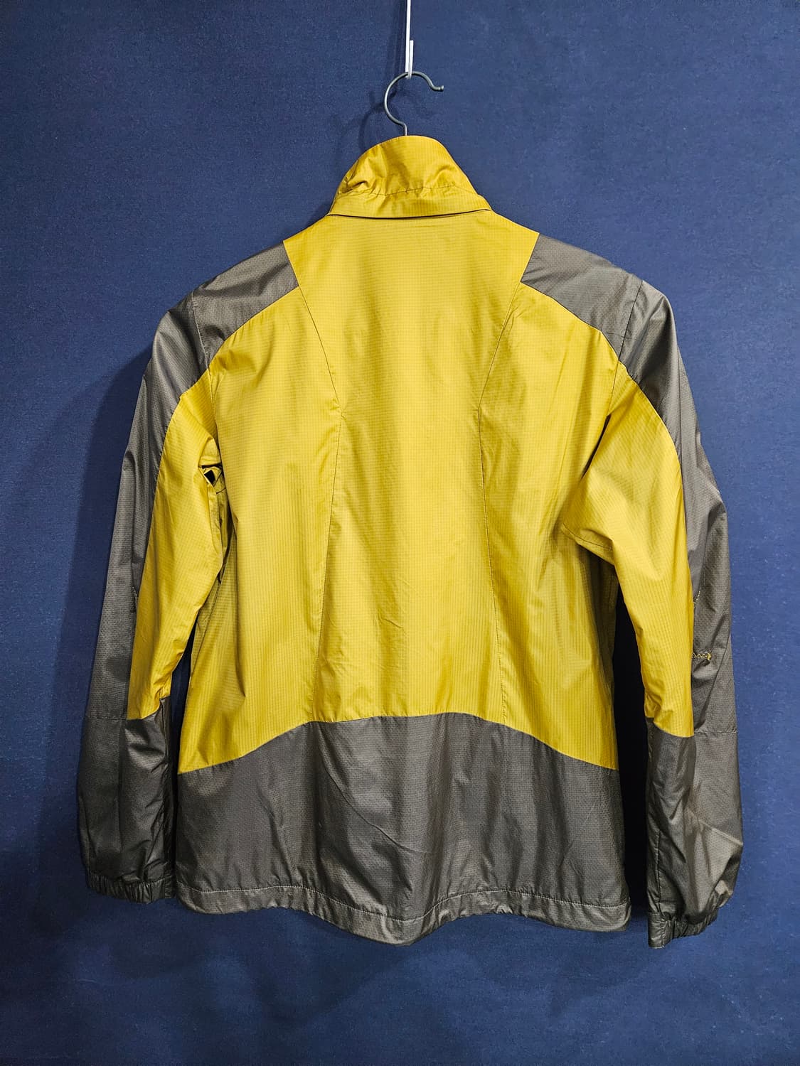 아이더 디펜더 투톤 남성 95 등산복 바람막이 자켓  상품이미지2