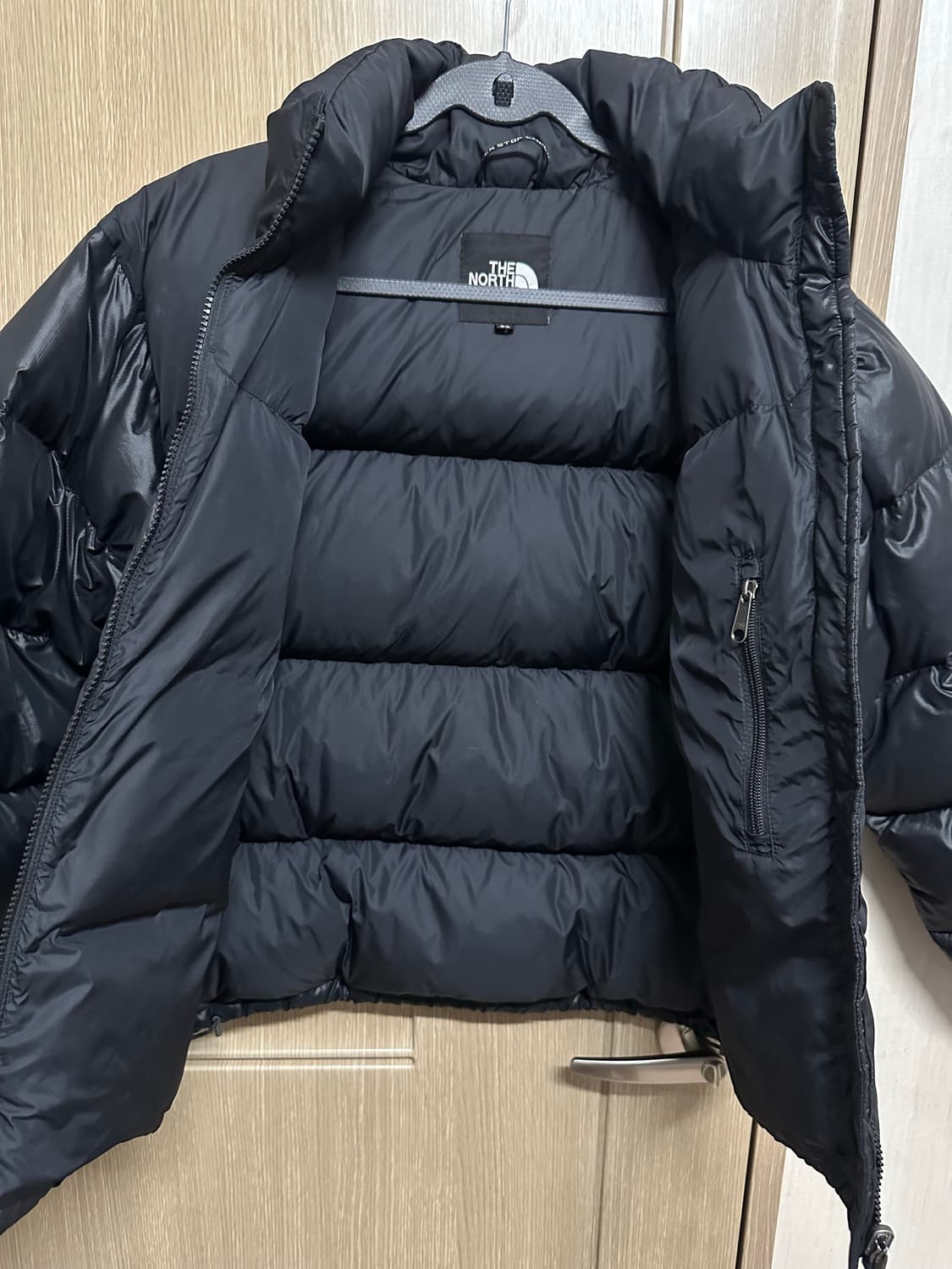 노스페이스 눕시 700 패딩 블랙 90 상품이미지5