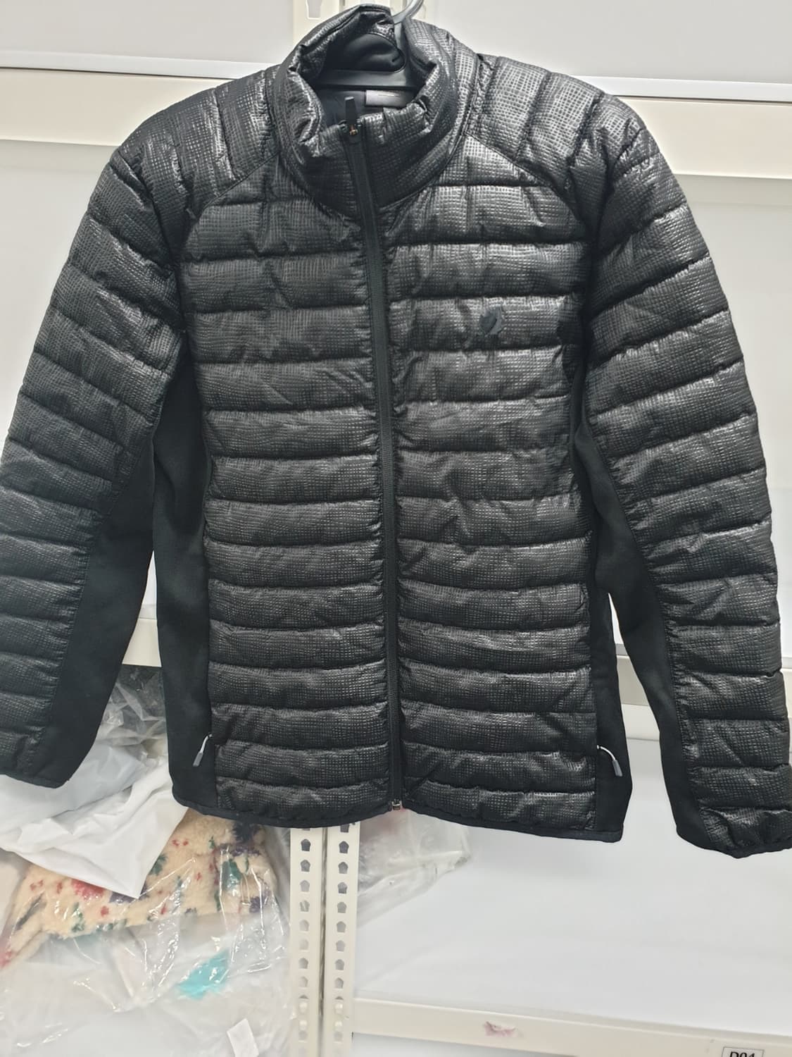 라푸마 정품 오리털경량패딩 100사이즈 팝니다 상품이미지1