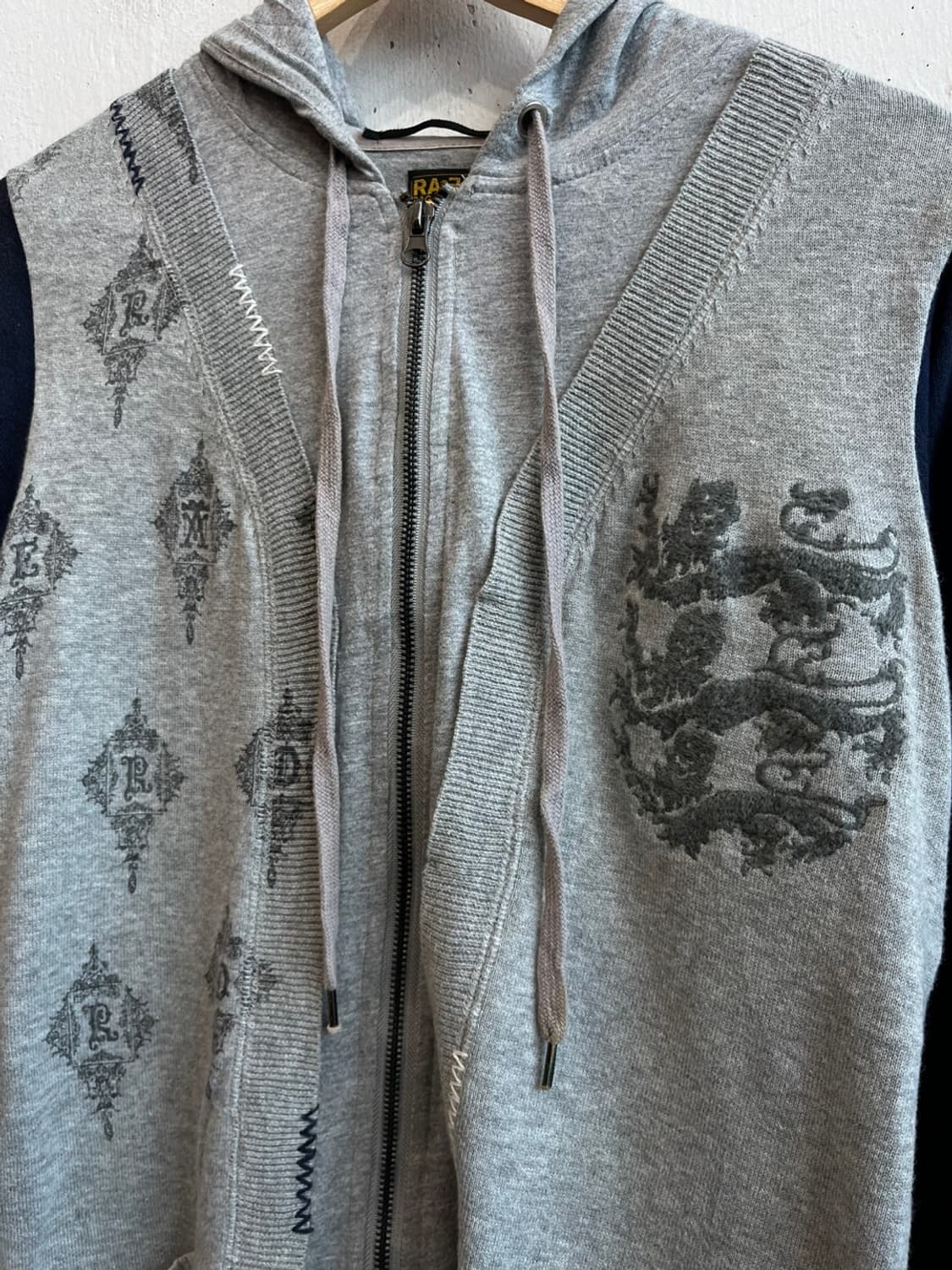 RARE 데미지 엘보패치 후드집업  상품이미지3