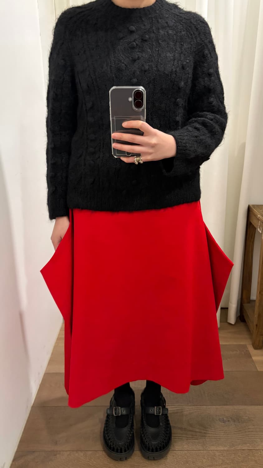 Hairy Pompom Detail Crochet Knit 상품이미지3