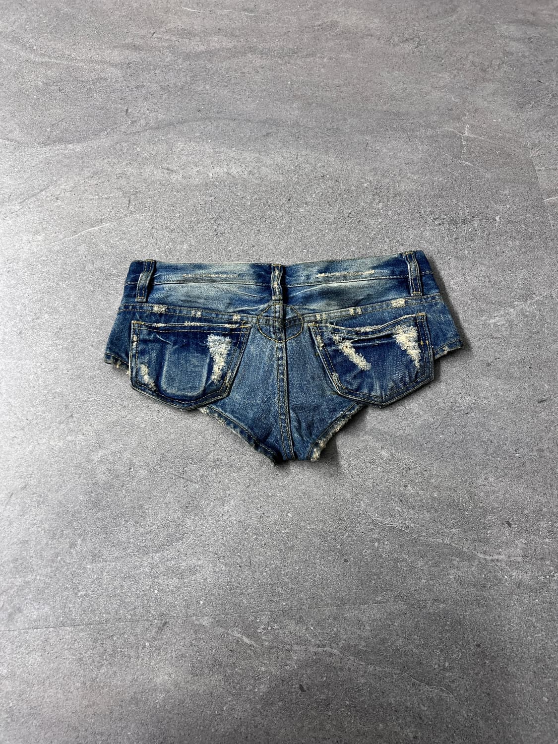 Button Fly Low-rise Denim Hotpants 상품이미지3