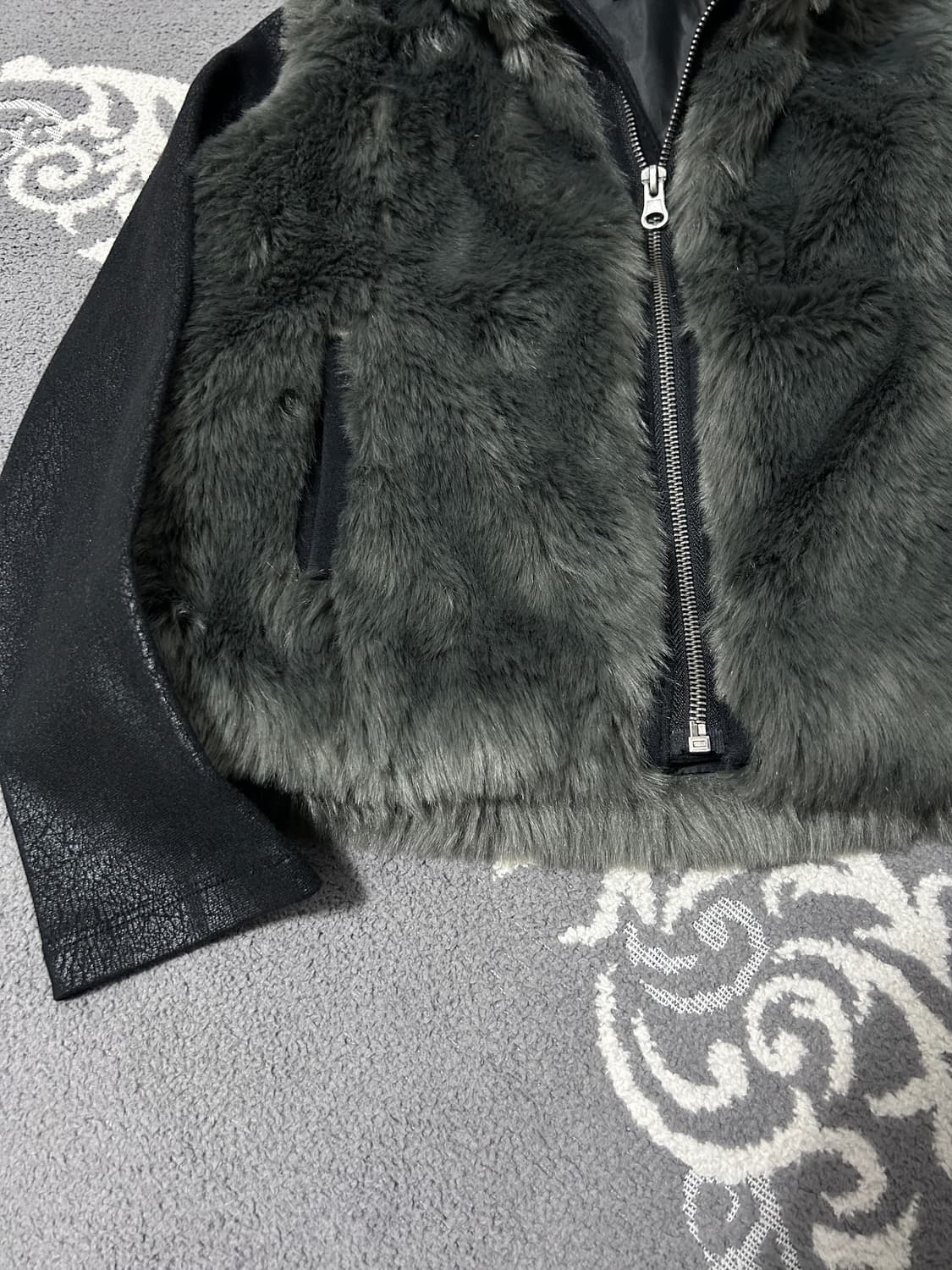 Dkny 퍼 크랙 암 집업 자켓 상품이미지3