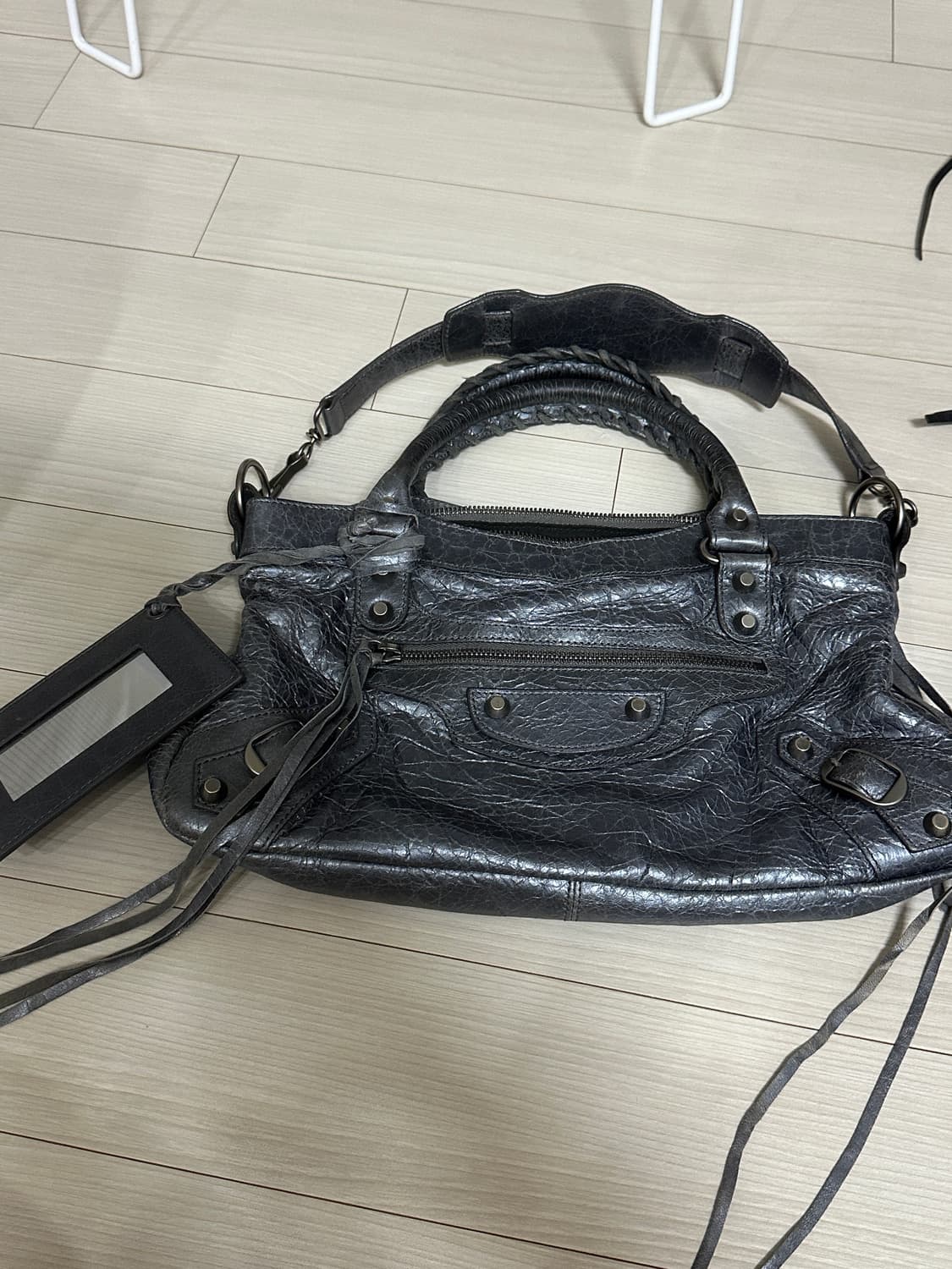 발렌시아가 퍼스트 모터백 스몰 메탈 블루 그레이 상품이미지2