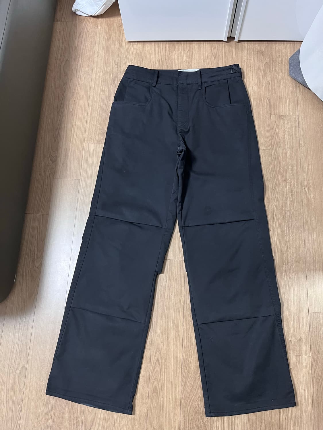 yiyae 이예 하드 팬츠 블랙 L사이즈 팝니다. 상품이미지1