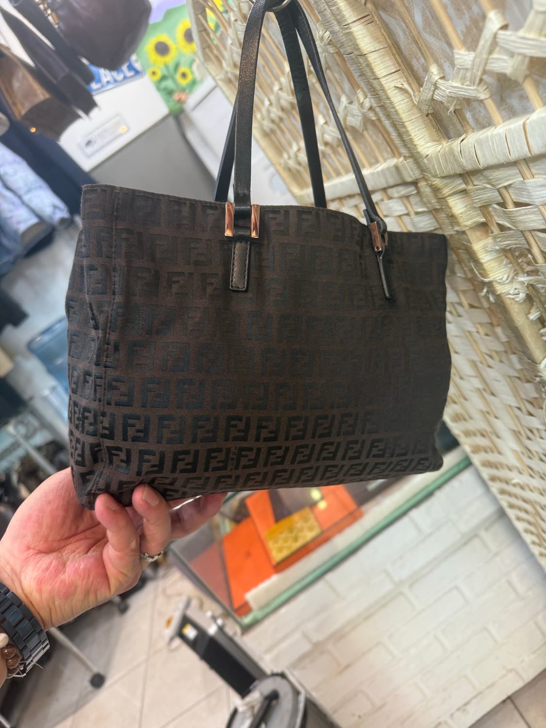 정품 펜디 주카 숄더백 팝니다 상품이미지3