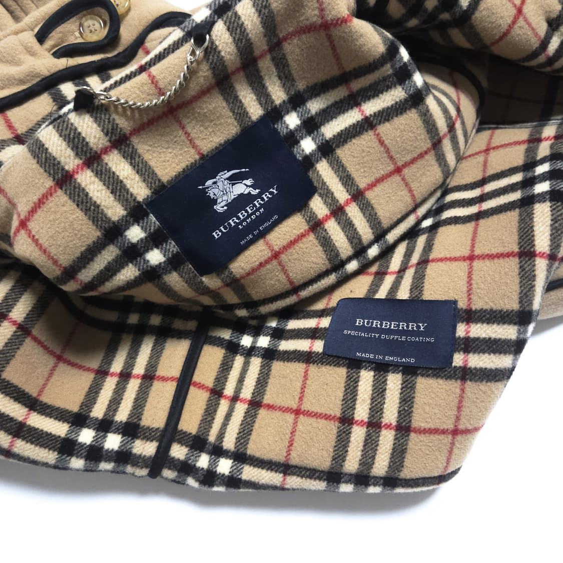 버버리 런던 클래식 후드 더플 코트 베이지 상품이미지8