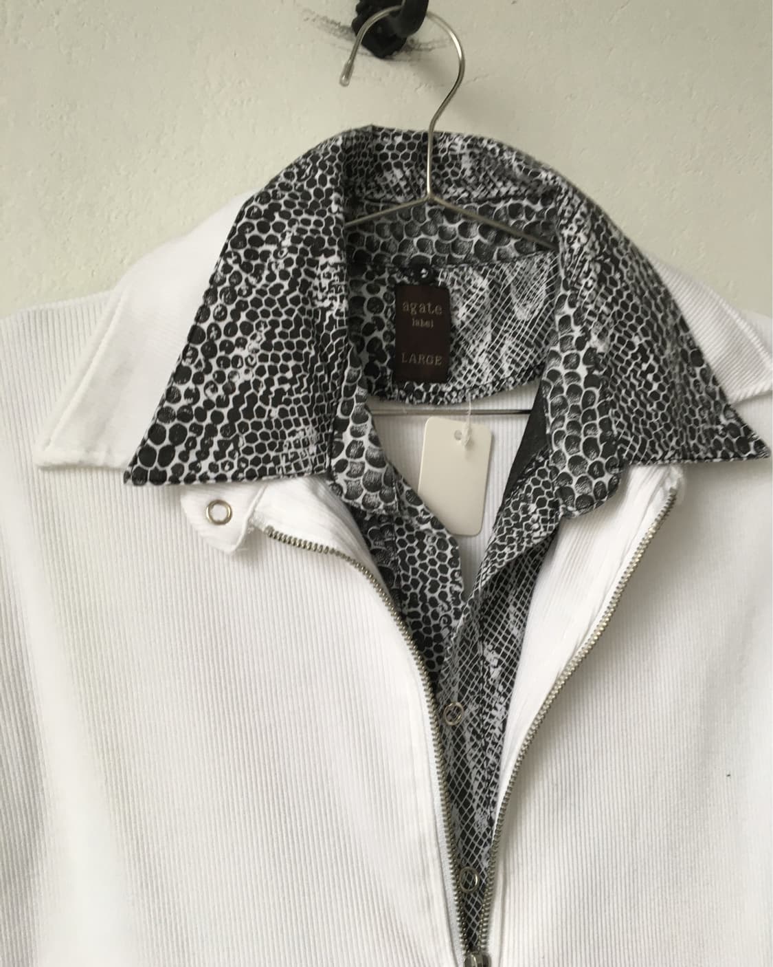 Python pattern collar layered zip up 상품이미지4