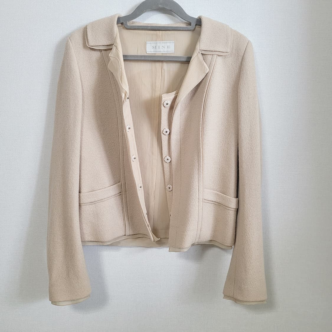 한섬 MINE 마인 울98% 자켓 (55) 안 덥고 무겁지 않음/상태최상 상품이미지4