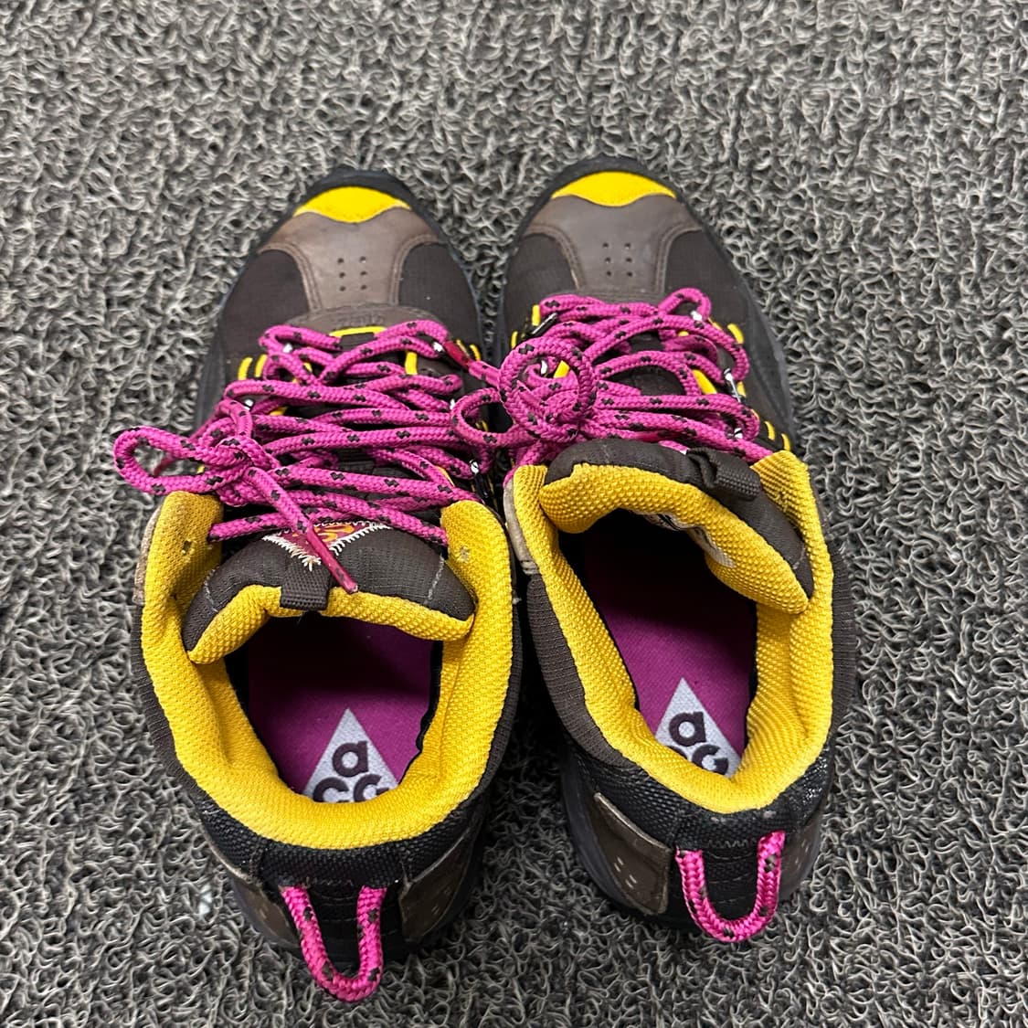 NIKE ACG 나이키 여성 등산화 고어택스 트레킹화 235 상품이미지5