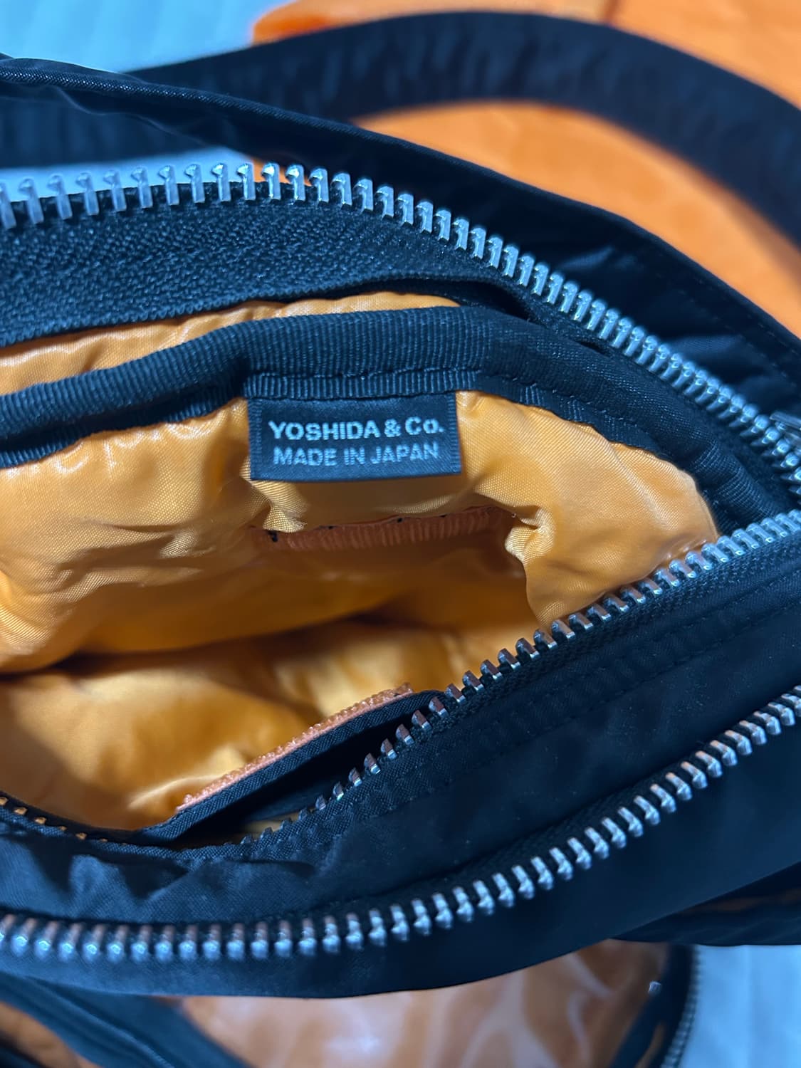 포터 탱커 숄더백 스몰 블랙 상품이미지8