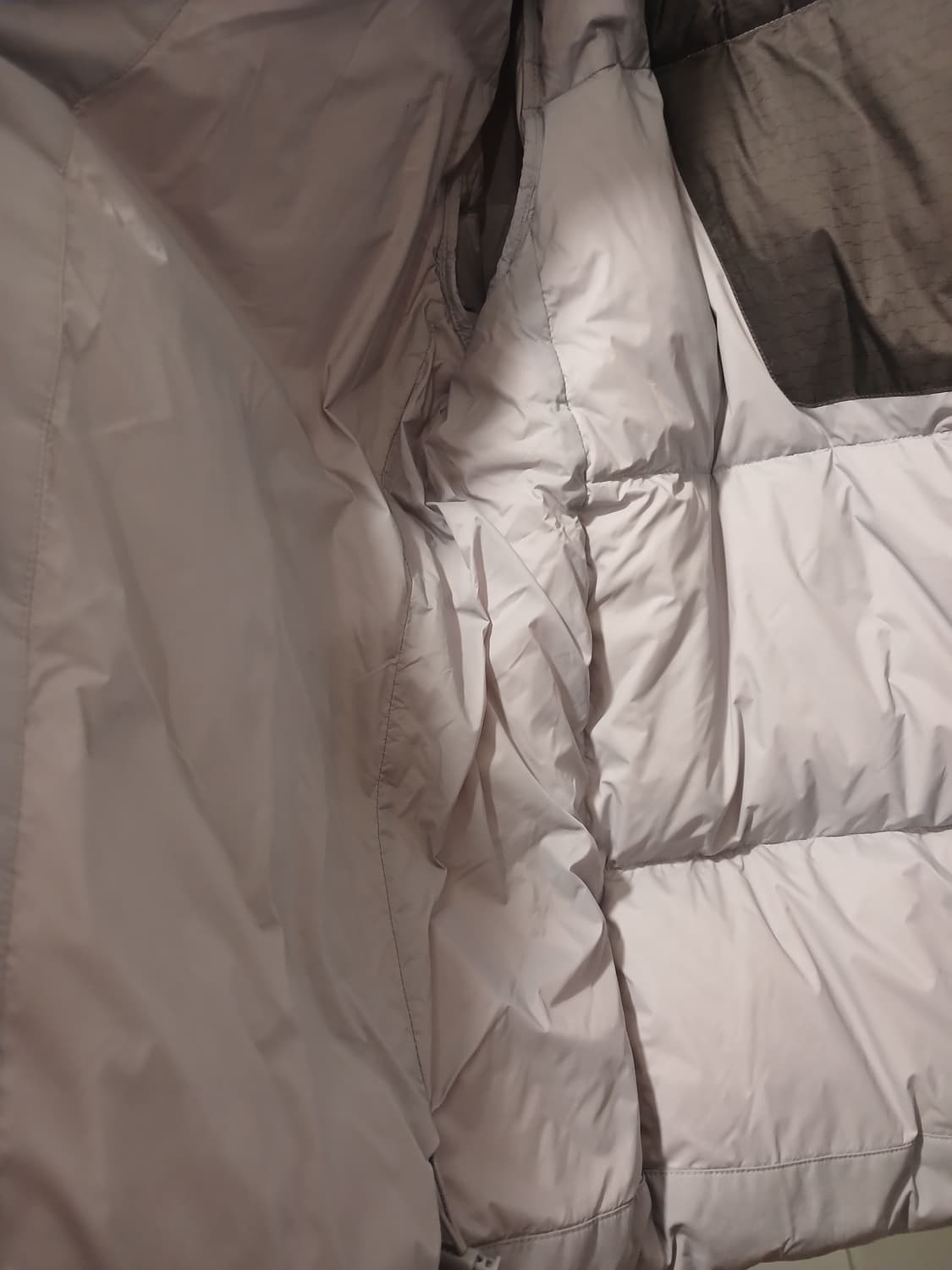 디스커버리 정품 남성 패딩 105 사이즈 상품이미지3