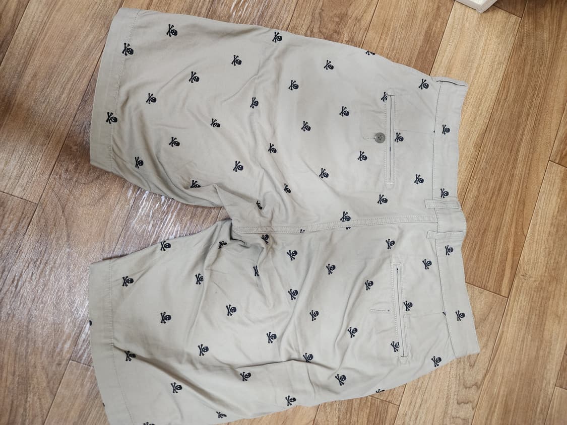 빔즈 스컬패턴 숏팬츠 상품이미지3