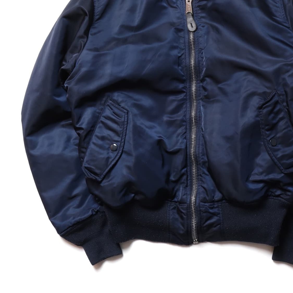 알파인더스트리 Alpha Industries MA-1 Jacket
 상품이미지3