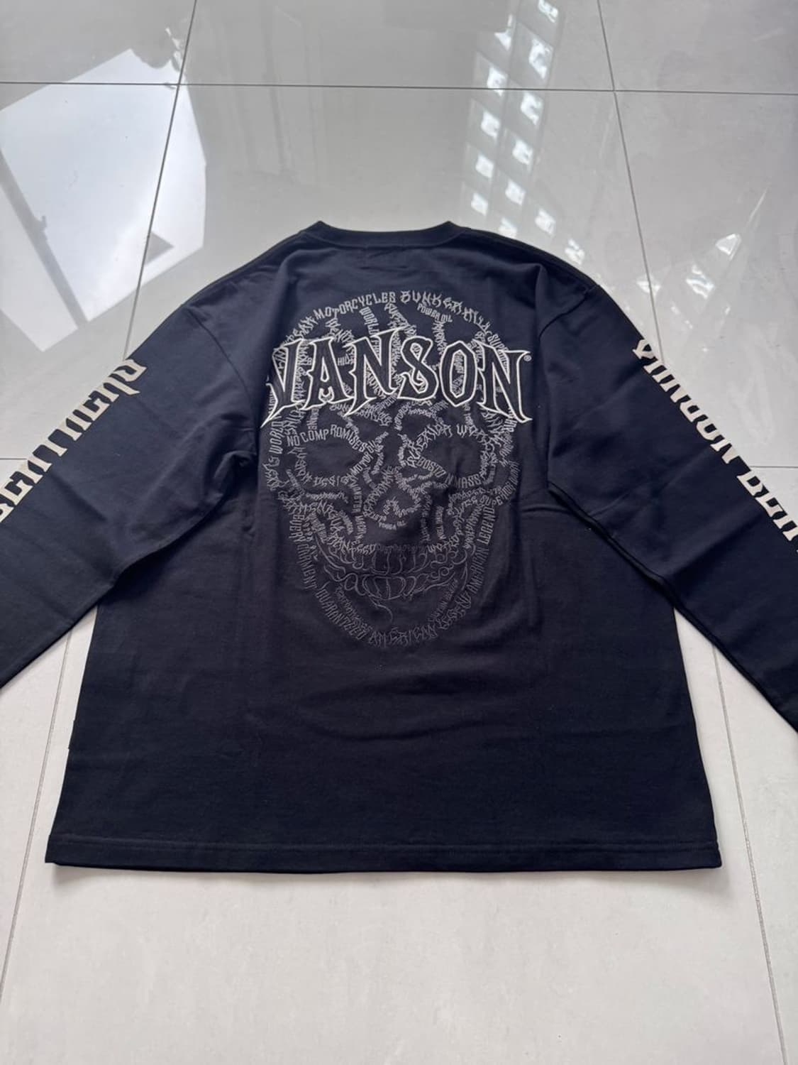 LOGO LONG SLEEVE 스컬 로고 긴팔 NVLT-2503 상품이미지4