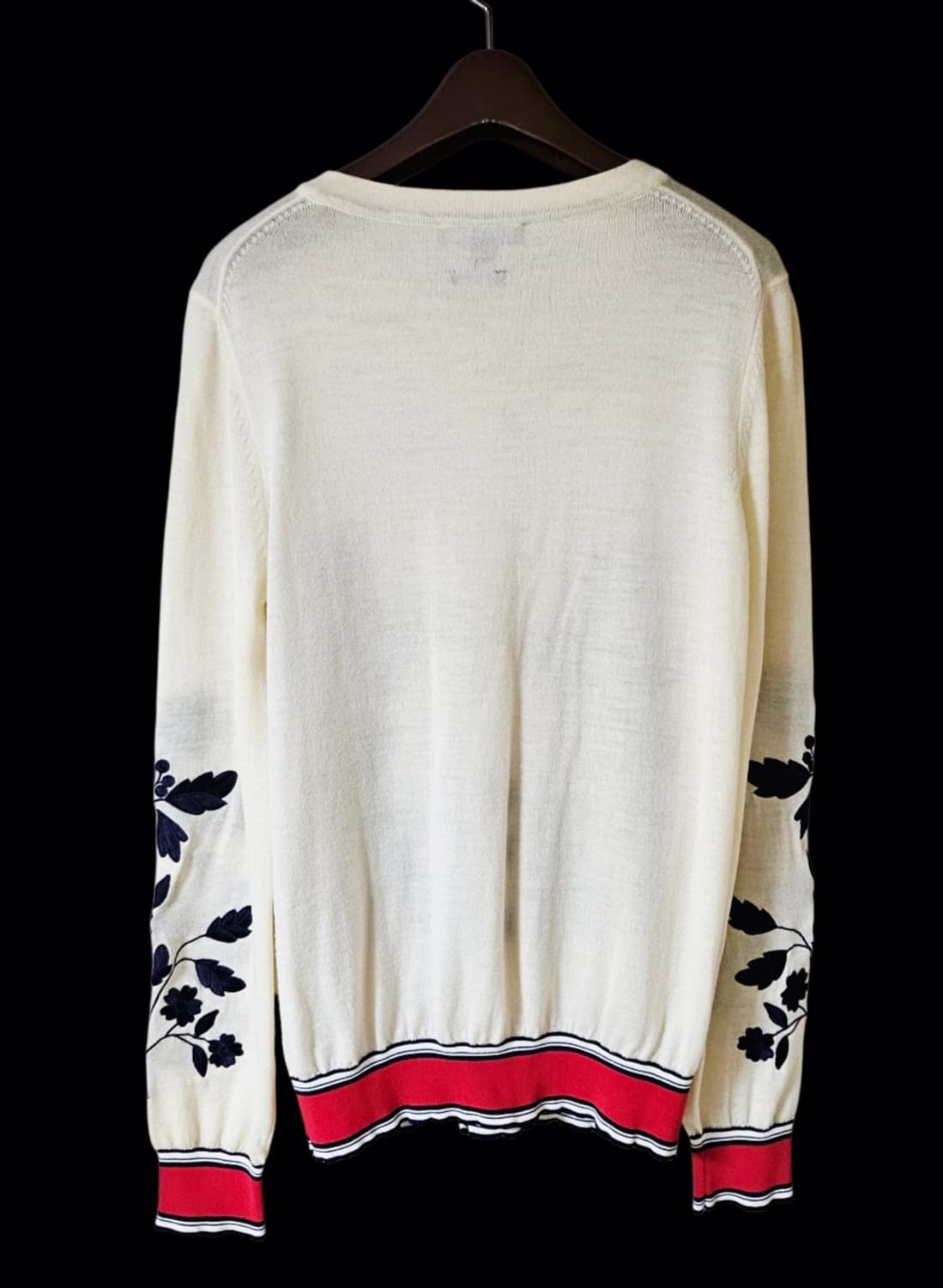 타미힐피거여성 울 100/플라워 자수  여성가디건/29만 상태좋음 상품이미지10