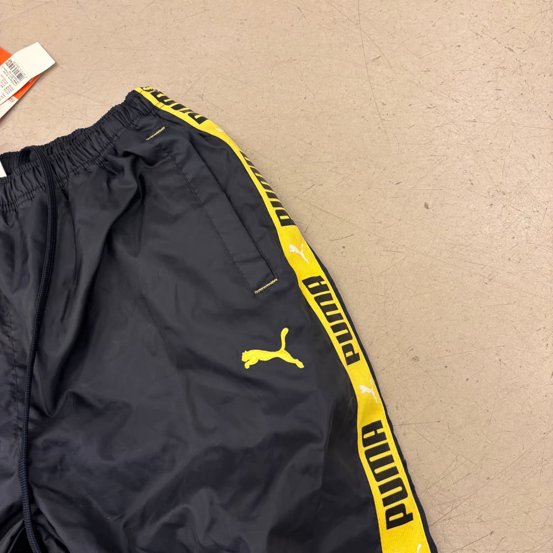 푸마 사이즈라인 트랙 팬츠 상품이미지2