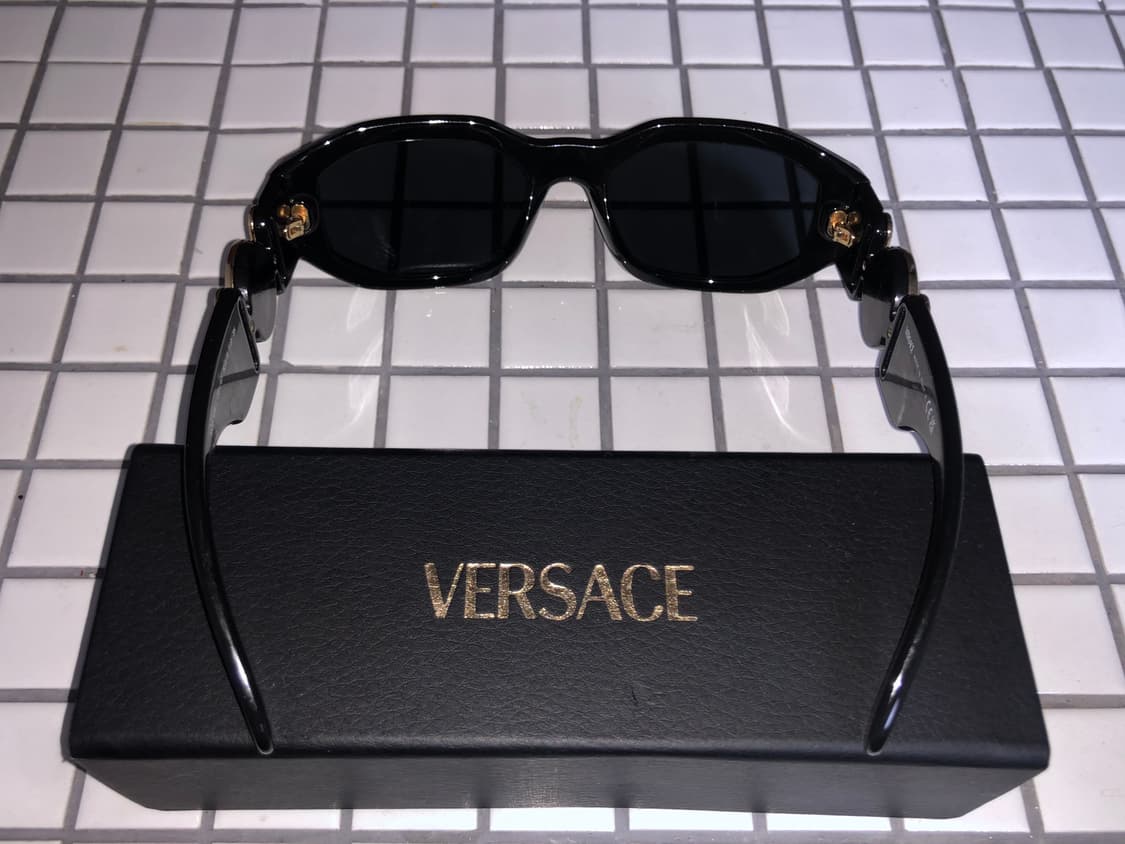 Versace Gold Medusa Biggie Sunglasses 상품이미지6