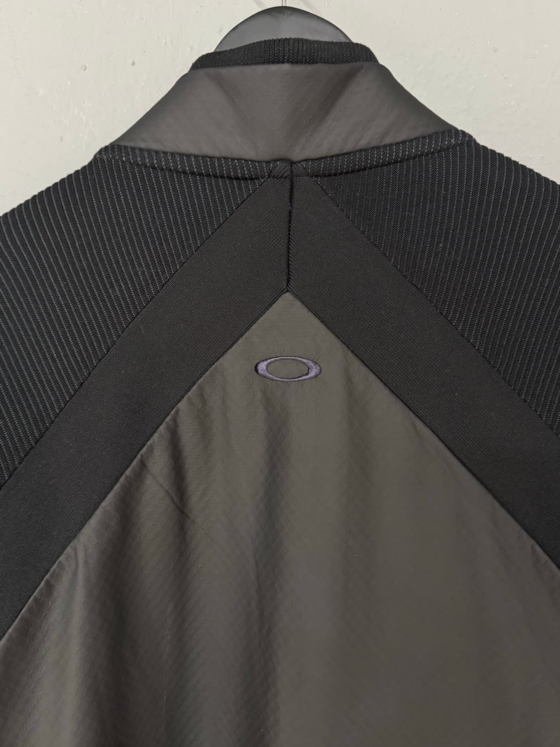 오클리 싱크로나이즘 믹스 집업  상품이미지8