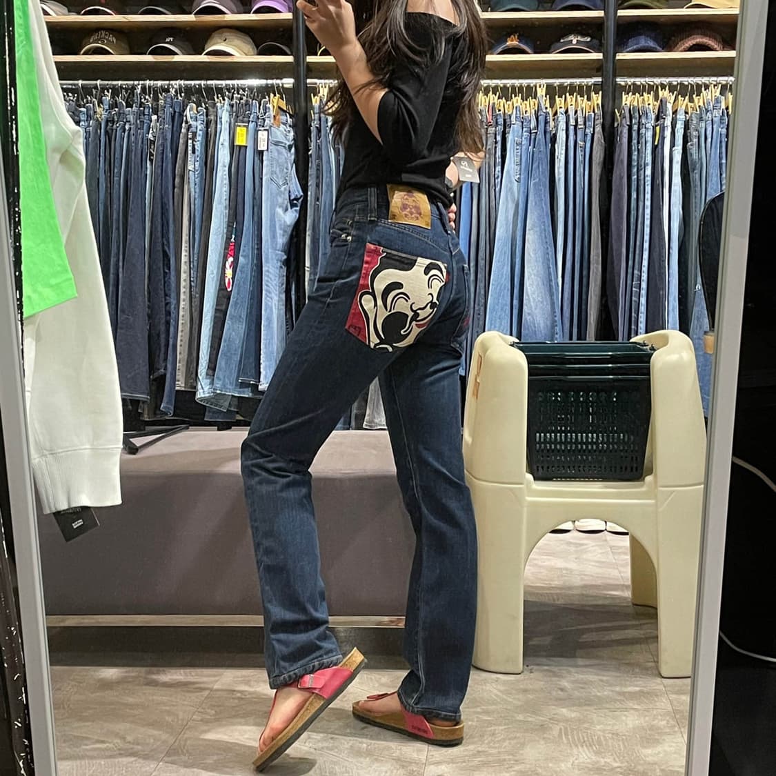 에비수 EVISU 진청 포켓 프린팅 스트레이트 데님팬츠 상품이미지1