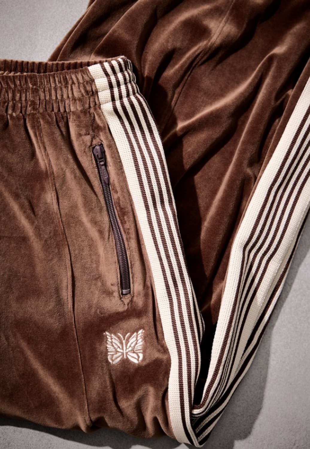 [M]니들스 X 에크루 ECRU HD 트랙팬츠 벨루어 브라운 새상품  상품이미지2