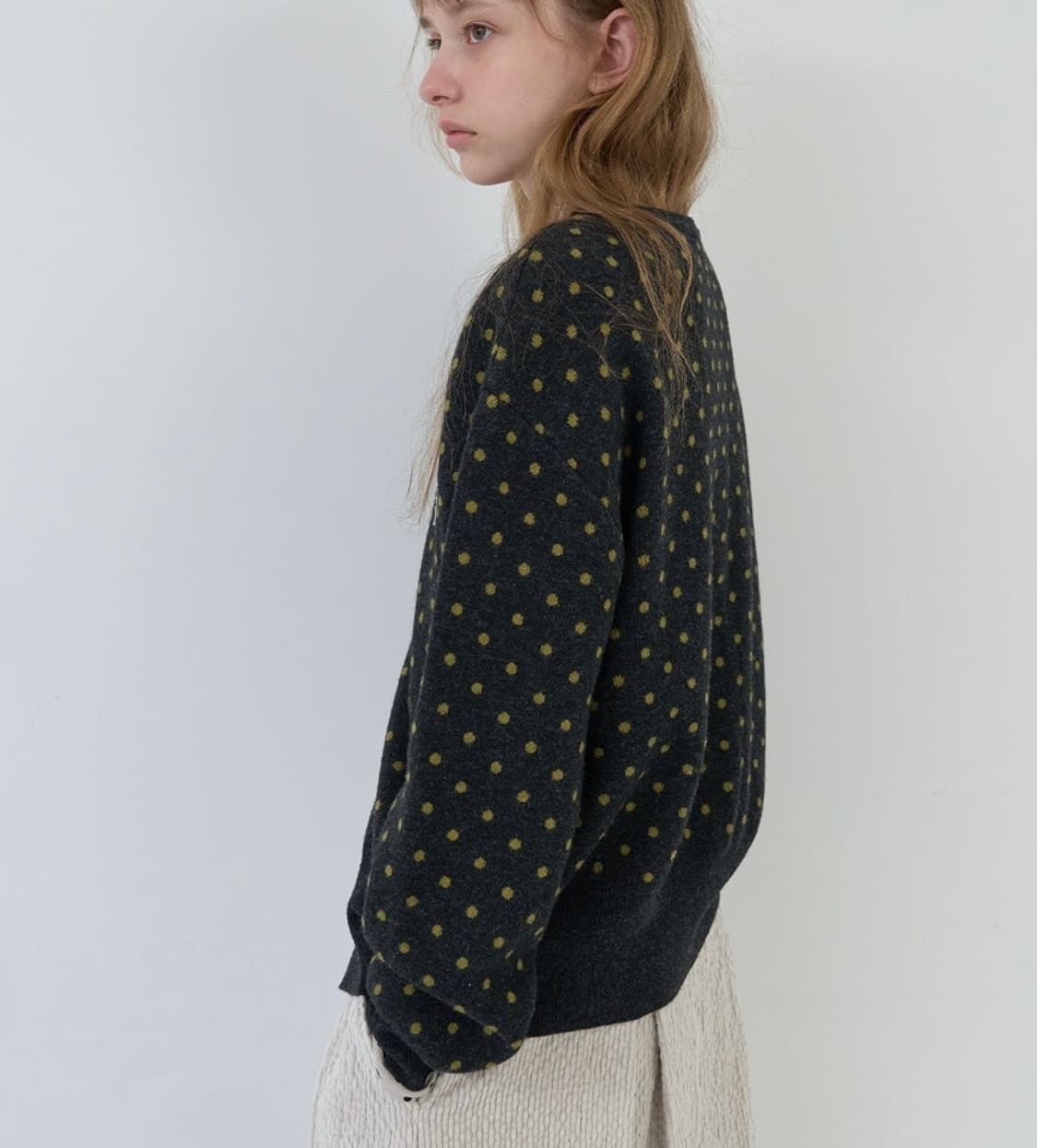 노컨텐츠 dot cardigan charcol 상품이미지2