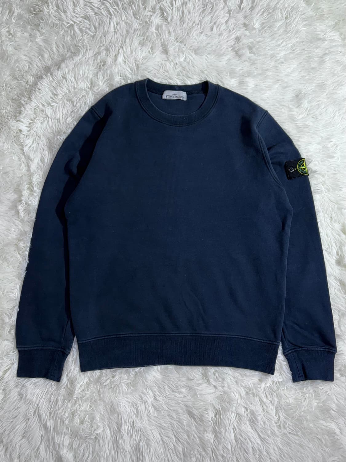 스톤아일랜드 신형 다크네이비 와펜 맨투맨  상품이미지3