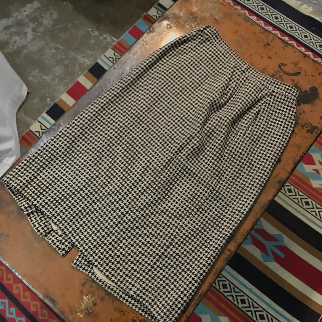 90s 발렌티노 하운드투스 패턴 버튼 미디 스커트 허리 29 사이즈  상품이미지7