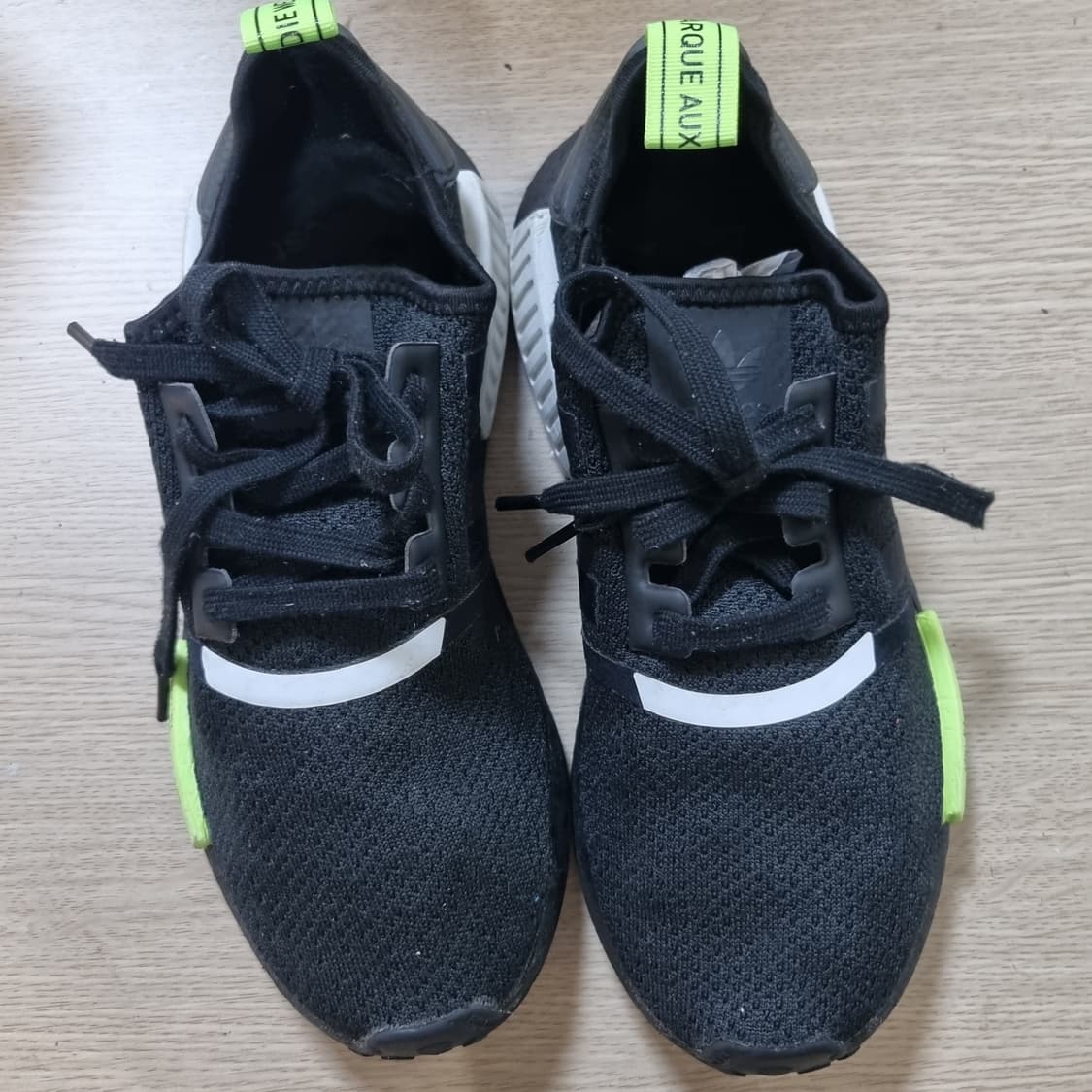 아디다스 NMD R1 블랙 스니커즈260 상품이미지2