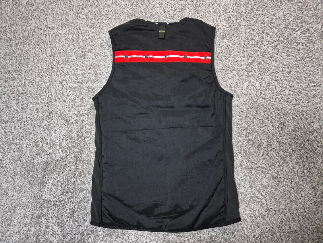 [새상품]나이키 남성 에어로레이어 베스트 M 상품이미지4