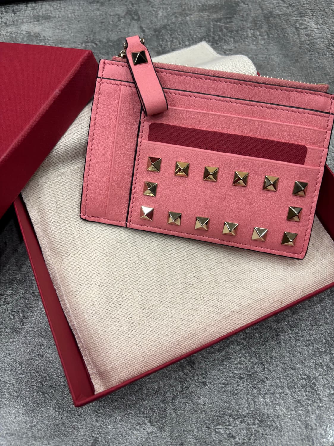 (새상품) 발렌티노 락스터드 카드지갑 미니카드지갑 배이비메탈클럽 상품이미지1