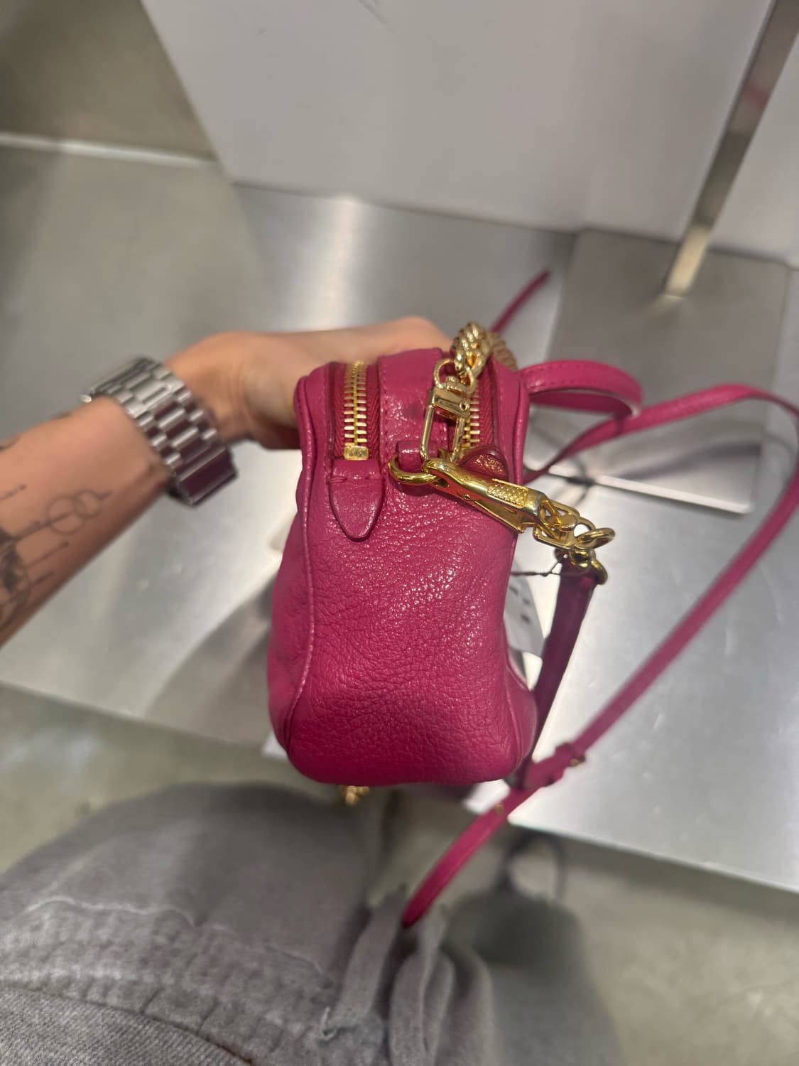 미우미우 가죽백 상품이미지4