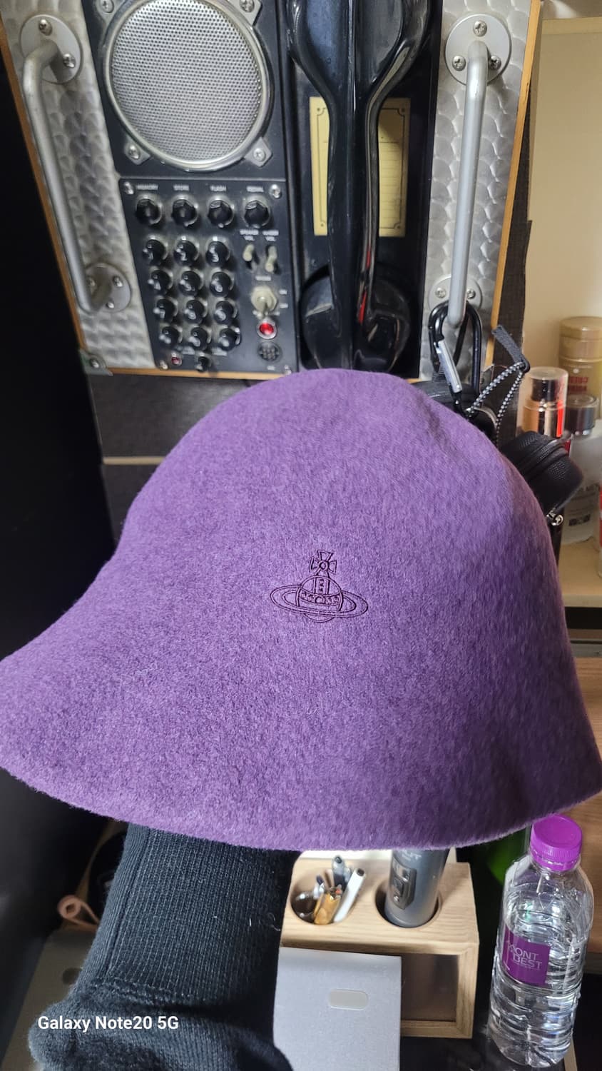 비비안웨스트우드 버킷모 상품이미지1