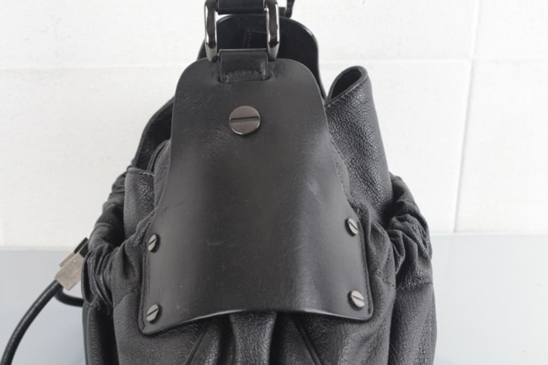 burberry 한정판  셔링 호보백 상품이미지4