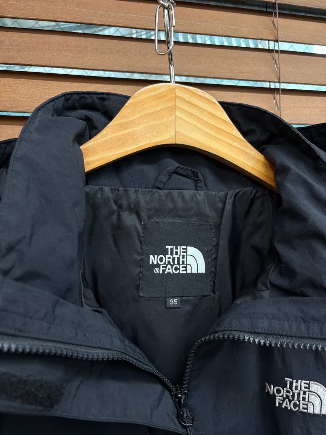 The North Face 블록코어 노스페이스 하이벤트 블랙 바람막이 상품이미지6