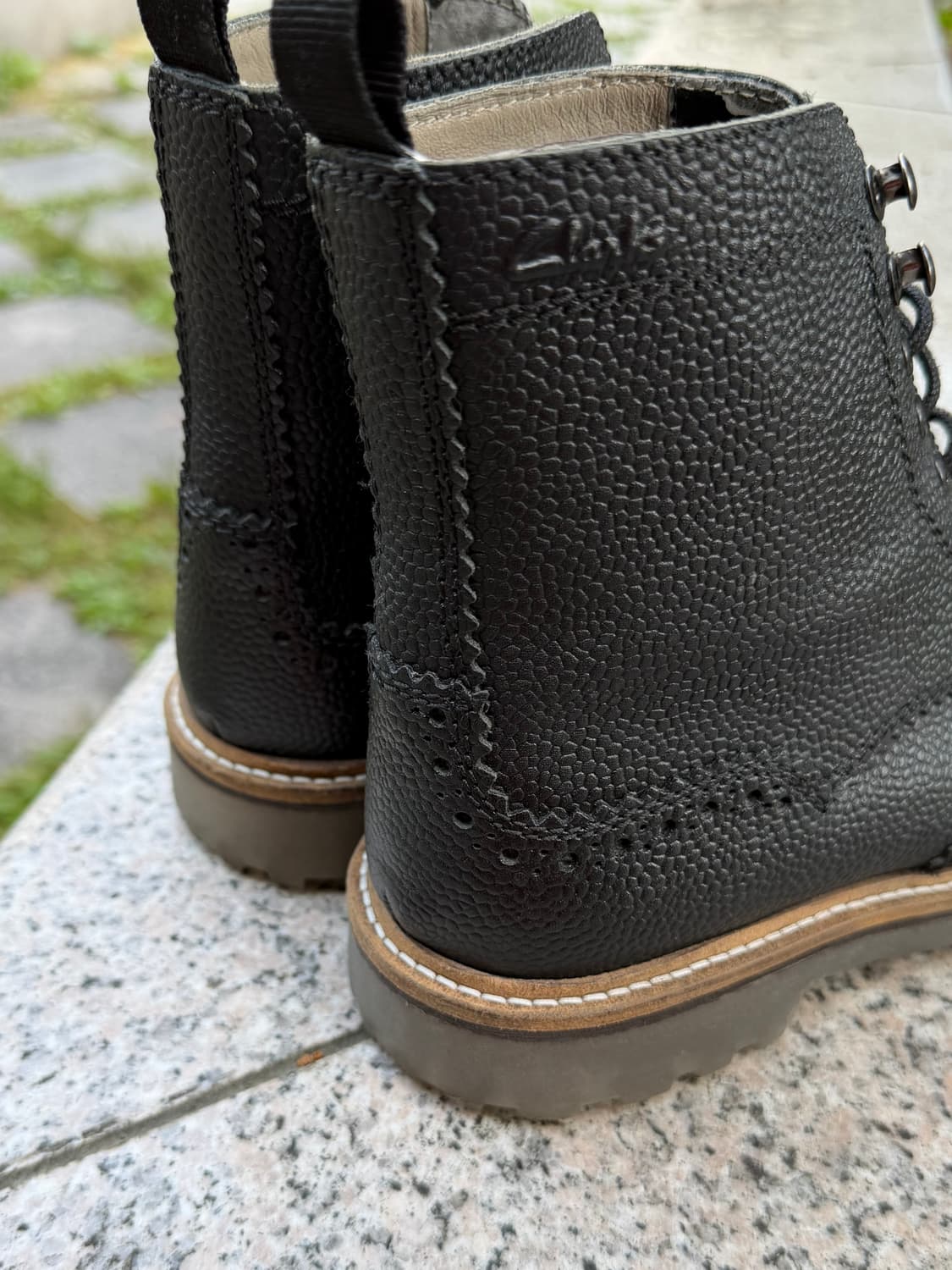 Clarks 클락스 몽마트 윙팁 레더 부츠 상품이미지6