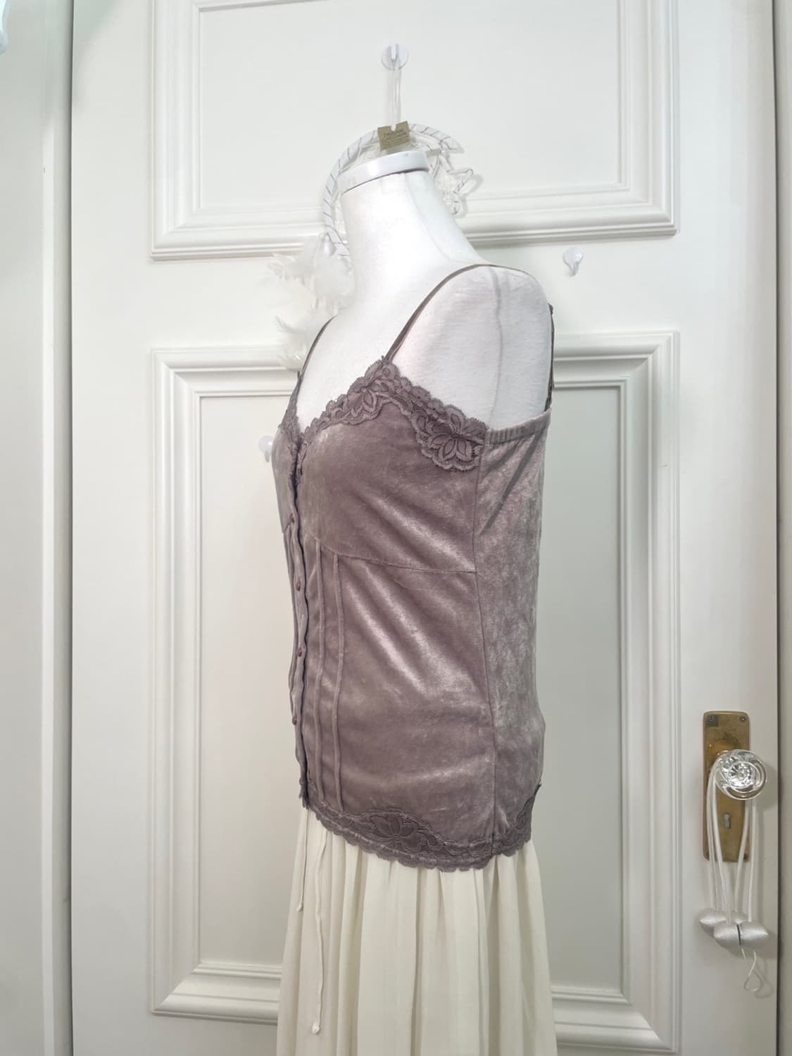 khaki gray lace velvet sleeveless top 상품이미지2