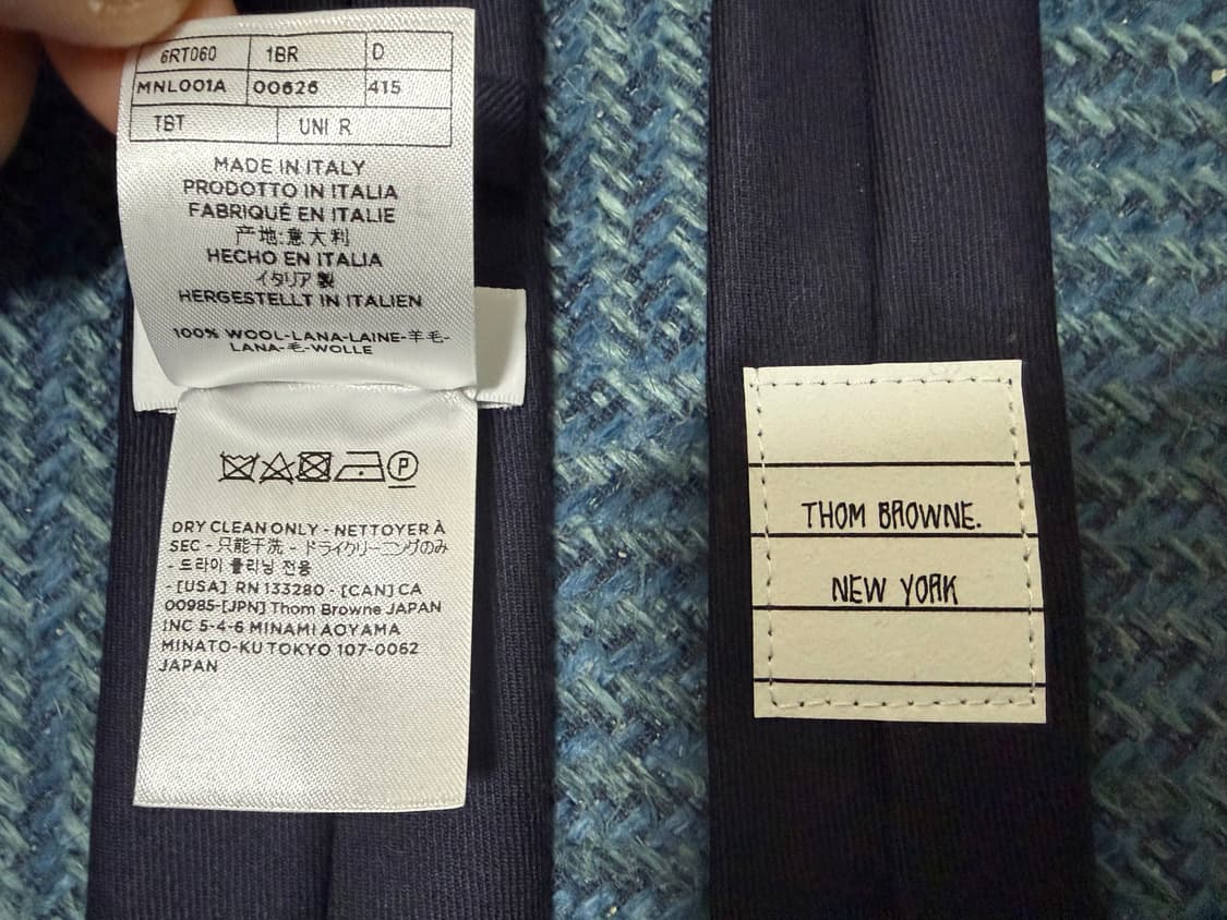 톰브라운 슈퍼120수 트윌 네이비 넥타이 상품이미지2