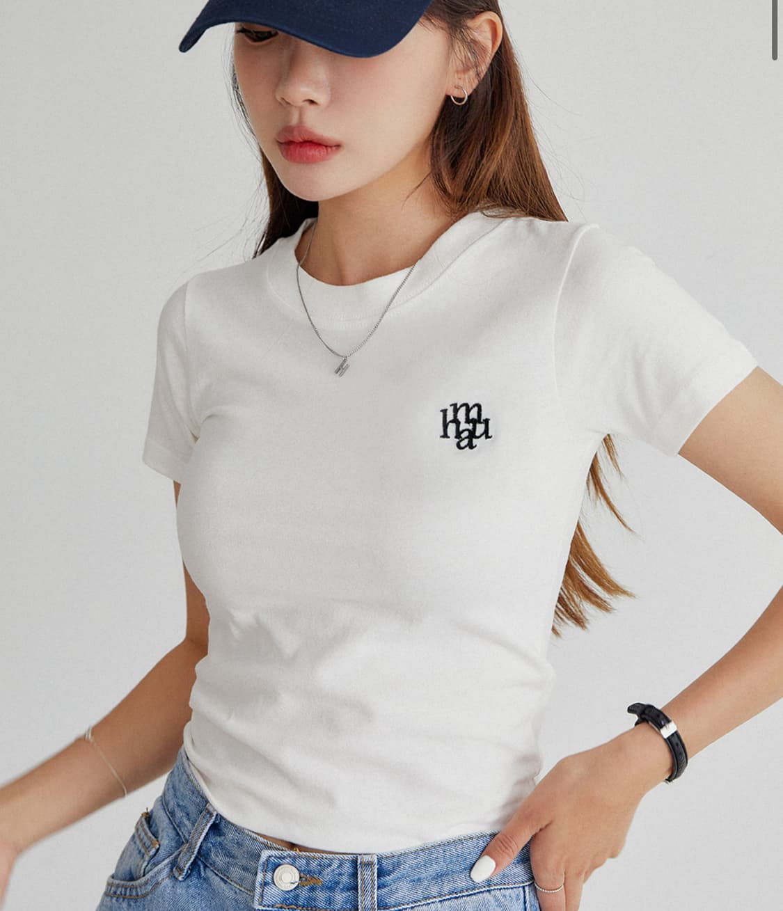 무아무아 스티치로고 베이직 티셔츠  상품이미지2