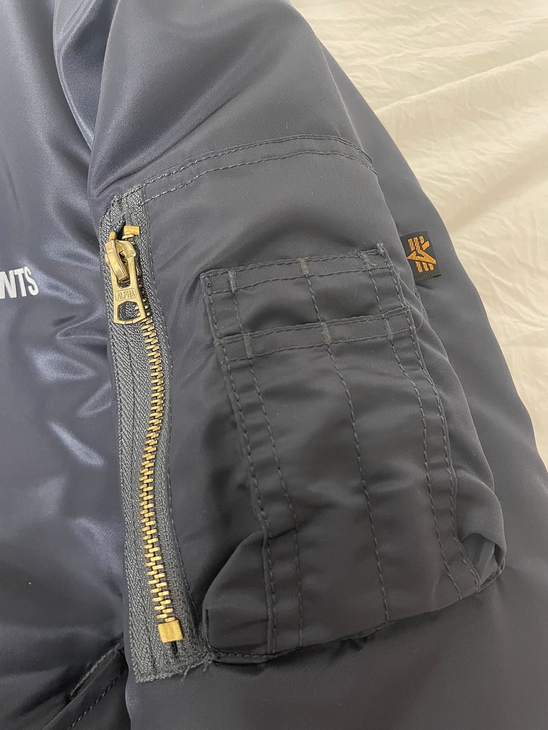 베트멍 알파인더스트리 봄버 S 상품이미지5