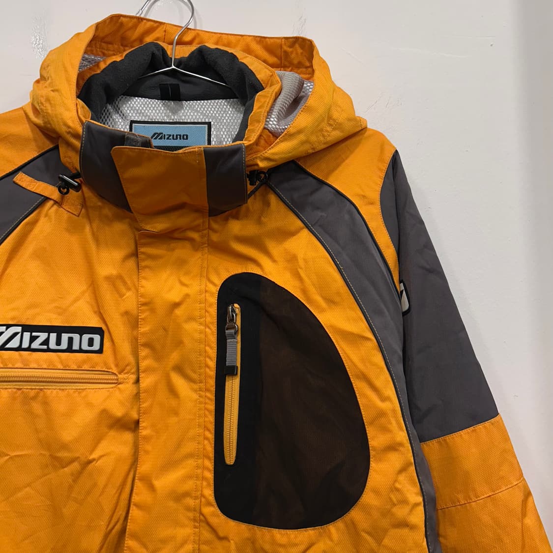 미즈노 브레스써모 배색 스키 자켓 상품이미지1