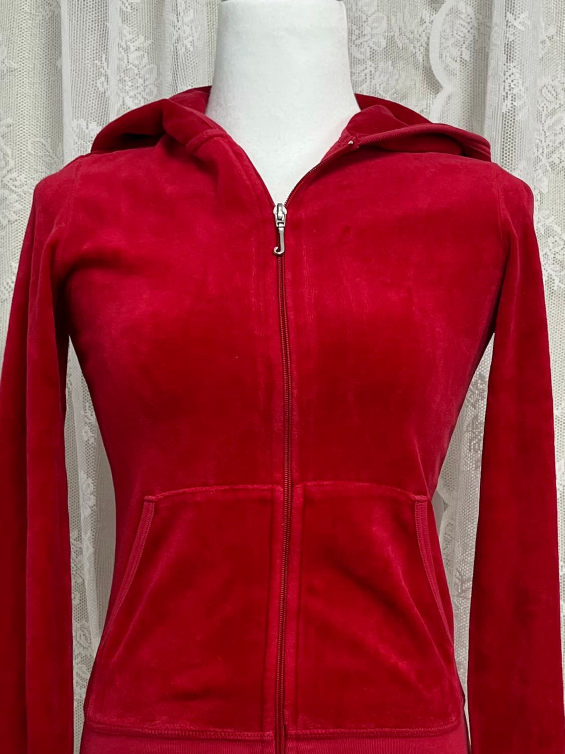 S) 쥬시꾸뛰르 벨벳 후드집업 레드 상품이미지3